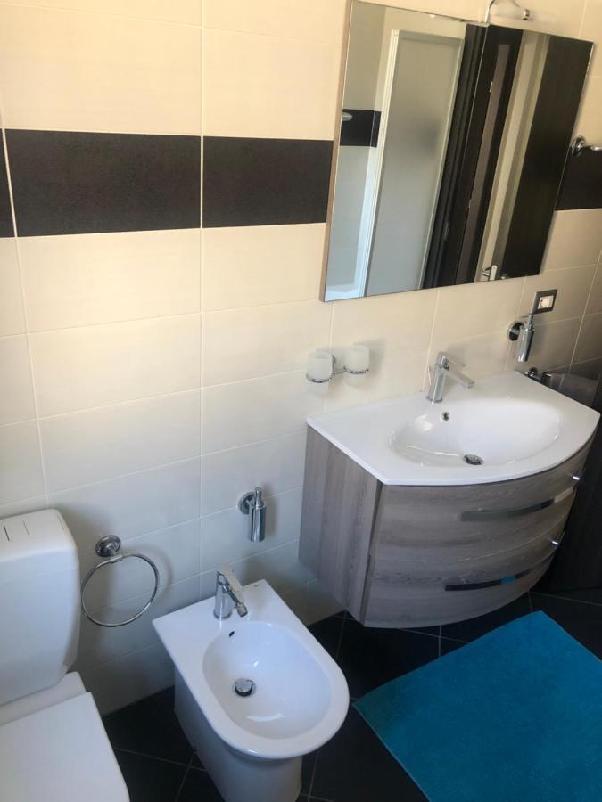 "La Bella Della Cappuccina" Casa Con Parcheggio Interno Gratuito Apartment Domodossola Ngoại thất bức ảnh