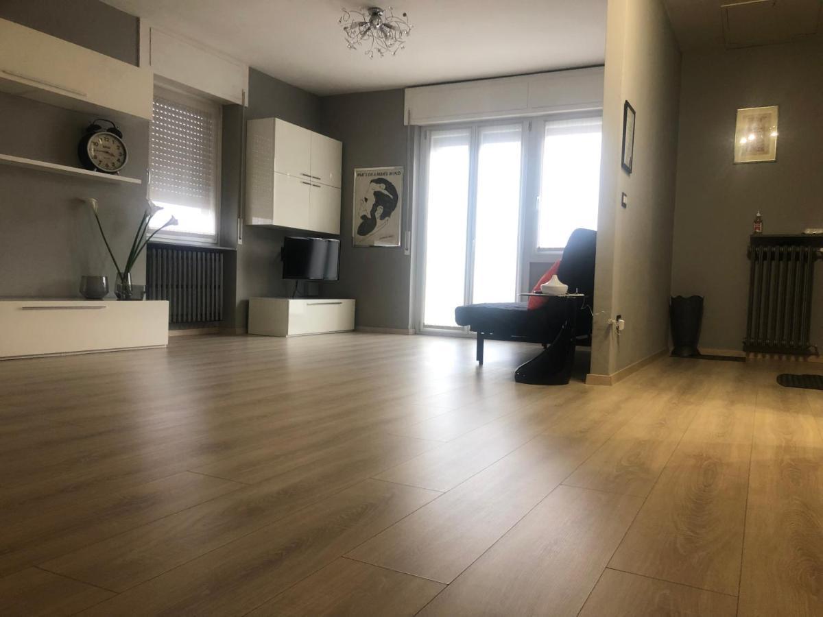 "La Bella Della Cappuccina" Casa Con Parcheggio Interno Gratuito Apartment Domodossola Ngoại thất bức ảnh